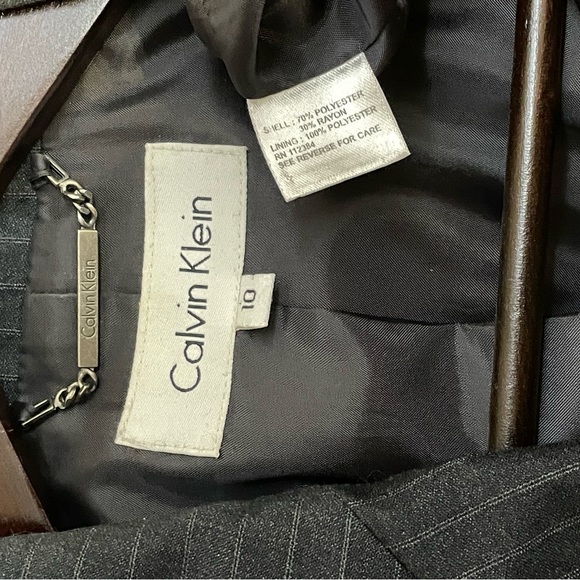 Calvin Klein suit jacket navy pinstriped - Picture 2 of 2